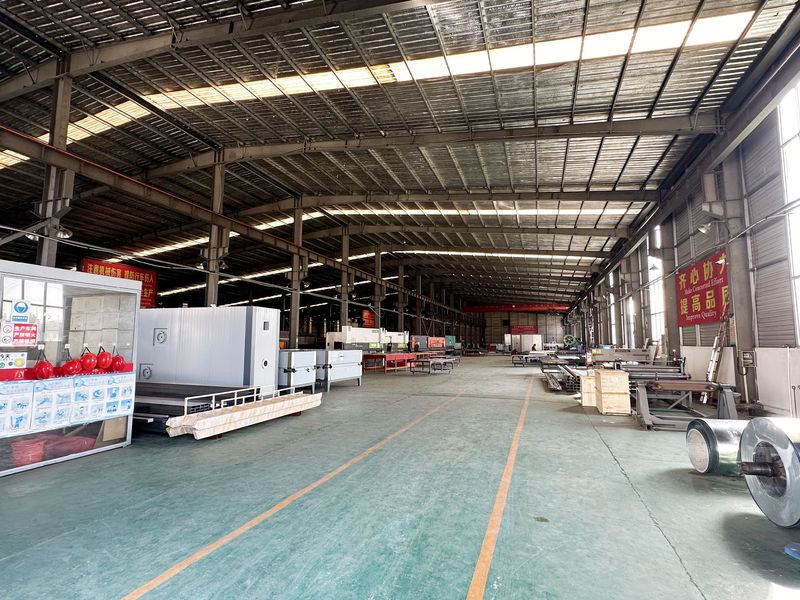 Zhejiang Huier Coating Environmental Protection Equipment Co., Ltd üreticinin üretim hattı