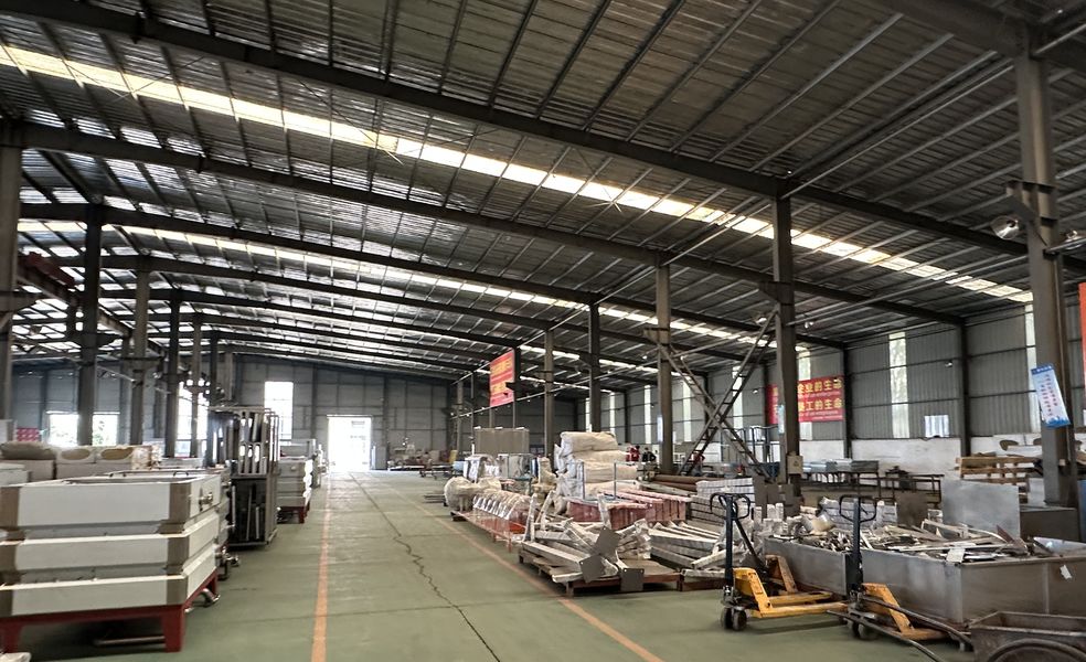 Zhejiang Huier Coating Environmental Protection Equipment Co., Ltd üreticinin üretim hattı